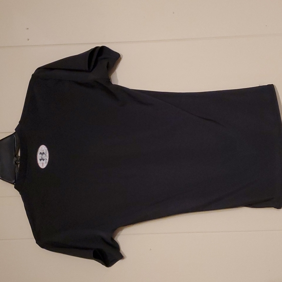 EUC UNDER ARMOUR Womens short sleeve fitted workout top SZ SM - Picture 2 of 3